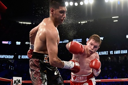 ألفاريز من دون شفقة يسقط أمير خان بالضربة القاضية