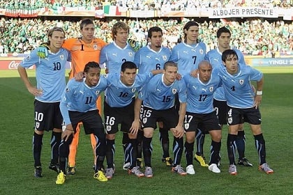 الأوروغواي الأقوى في المجموعة الثالثة مع أو بدون سواريز
