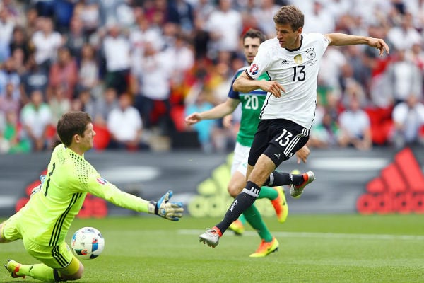 ألمانيا أهدرت فرصاً كثيرة في مباراة إيرلندا الشمالية