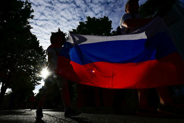  السماح للعدائين الروس غير المتنشطين بالمشاركة تحت علم بلادهم 
