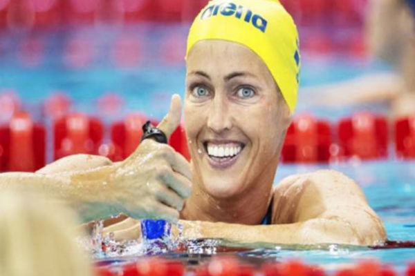 السويدية الشمار أول سباحة تشارك في 6 ألعاب أولمبية