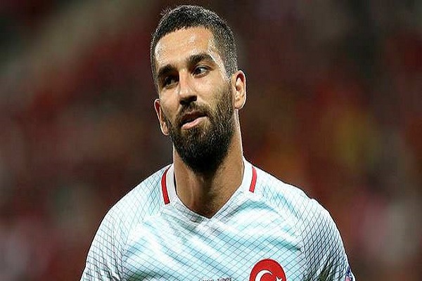  اللاعب الدولي التركي أردا توران