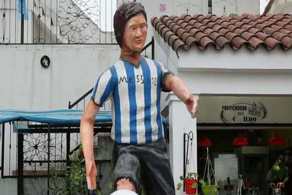 تمثال جديدي لميسي يثير سخرية رواد مواقع التواصل الاجتماعي