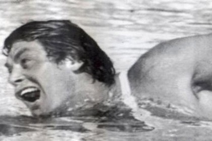 أمستردام 1928: فايسمولر بطل الأحواض والشاشات