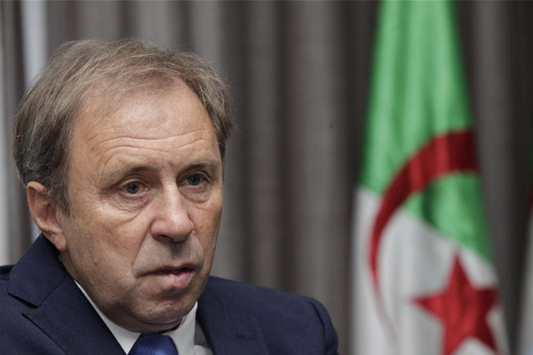 المدرب الجديد للمنتخب الجزائري الصربي ميلوفان راييفاتش