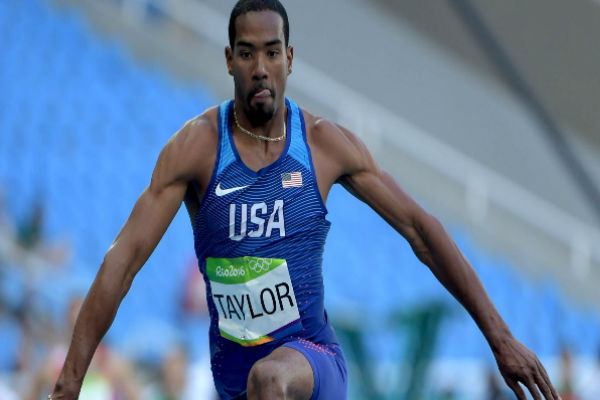 الأميركي تايلور يحتفظ باللقب الأولمبي في الوثبة الثلاثية
