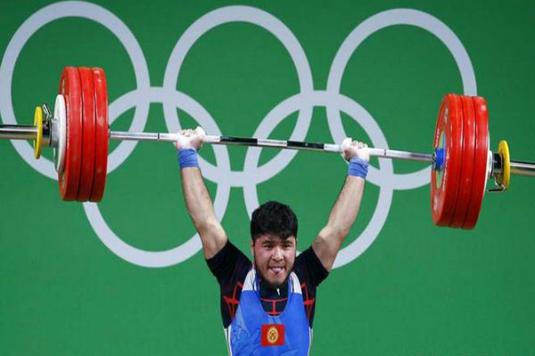 الرباع القرغيزستاني ارتيكوف أول رياضي متوج يستبعد من الأولمبياد