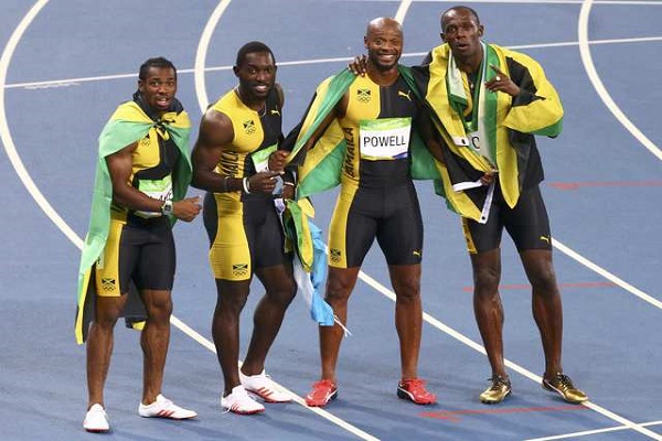 بولت توج مع بلاده في سباق التتابع 4 مرات 100م