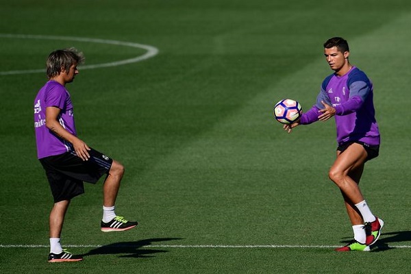 رونالدو يعاود تدريباته مع ريال مدريد