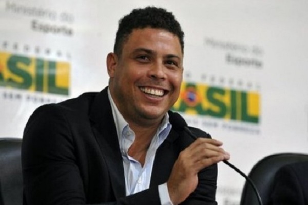  النجم البرازيلي السابق رونالدو لويز نازاريو دي ليما 