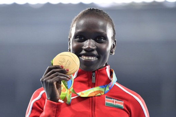 العداءة الكينية فيفيان شيرويوت احرزت ذهبية السباق الاول مع رقم اولمبي جديد
