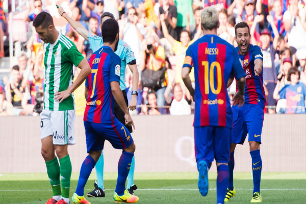 برشلونة و ريال مدريد لمواصلة الانطلاقة القوية في الليغا