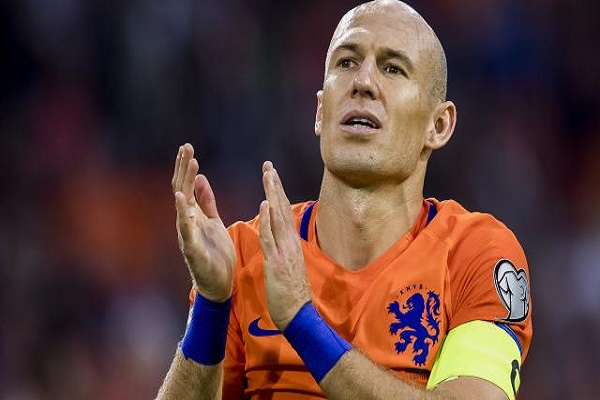 روبن لا يزال مؤمنا بقدرة هولندا على التأهل للمونديال