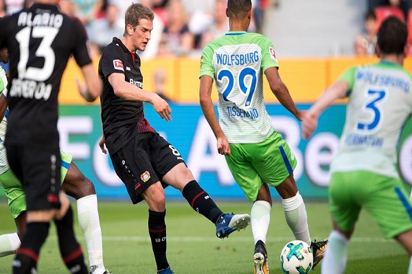 باير ليفركوزن يواصل نزيف النقاط في الدوري الألماني