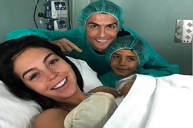 كريستيانو رونالدو يرزق بطفله الرابع