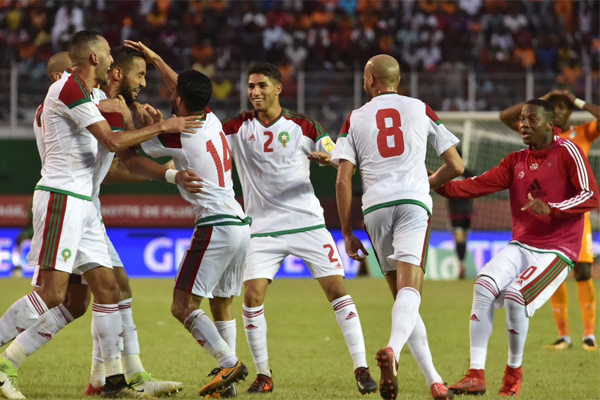 أشرف حكيمي في فرحة مع المنتخب المغربي