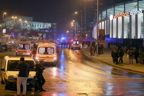 تفجير مزدوج في محيط ملعب كرة القدم الخاص به في وسط اسطنبول