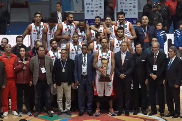من أجواء تتويج جمعية سلا المغربي بلقب كأس أفريقيا للأندية البطلة في كرة السلة