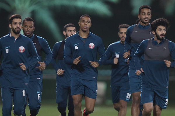  خاض المنتخب القطري استعدادات مكثفة لم تكن على قدر الآمال استعدادا لكأس الخليج في كرة القدم