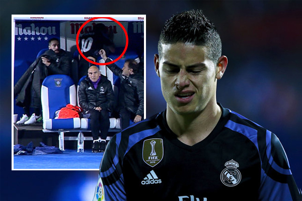 أظهرت الصور التلفزيونية غضب اللاعب خاميس رودريغيز عند خروجه من المباراة في الدقيقة 72 