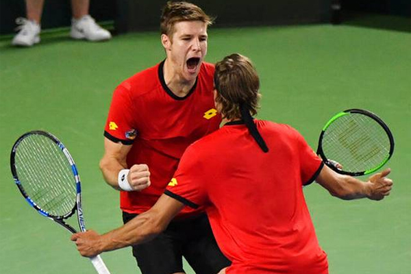 تأهلت بلجيكا الى الدور نصف النهائي لمسابقة كأس ديفيس في كرة المضرب