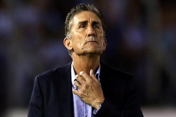 الأرجنتين تقيل باوتسا على خلفية النتائج السيئة لتصفيات المونديال