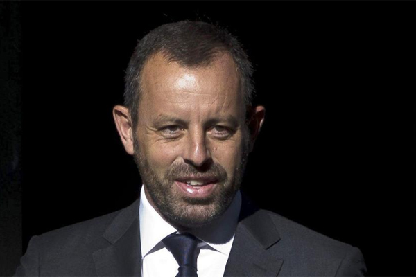  أوقفت الشرطة الاسبانية رئيس نادي برشلونة السابق ساندرو روسيل في إطار تحقيق ضمن قضية تبييض أموال مرتبطة بحقوق صور منتخب البرازيل
