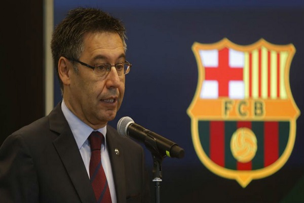 بارتوميو يدافع عن سمعة برشلونة بعد اتهام رئيسه السابق في جرائم فساد