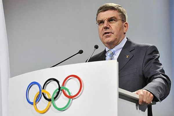 رئيس اللجنة الاولمبية الدولية توماس باخ