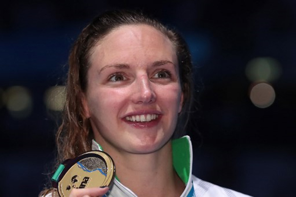  احتفظت المجرية كاتينكا هوسو بذهبية سباق 200 م متنوعة في بطولة العالم السابعة عشرة للسباحة 