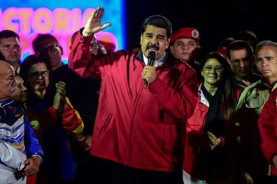 مادورو يضع الطائرة الرئاسية في تصرف رياضيي فنزويلا