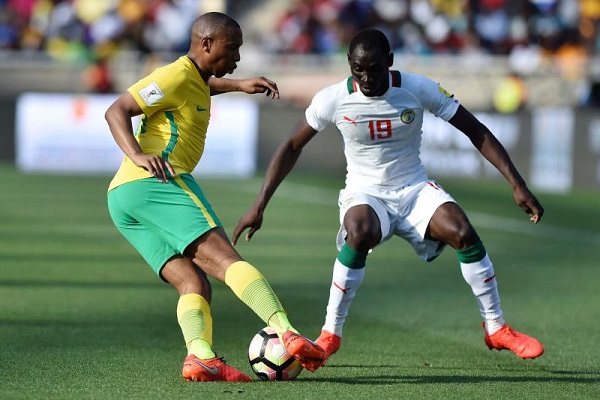 إعادة مباراة جنوب أفريقيا-السنغال بسبب تلاعب الحكم