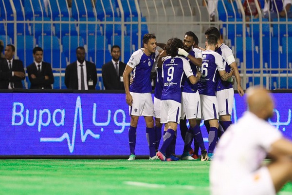 الهلال يحكم قبضته على صدارة الدوري السعودي