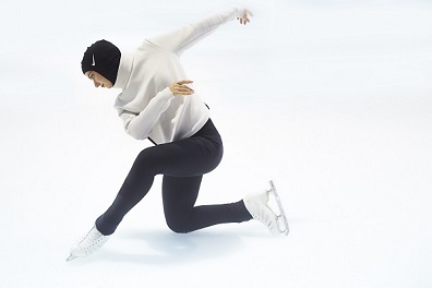 المتزلجة زهرة لاري في طريقها إلى التصفيات المؤهلة للألعاب الأولمبية الشتوية