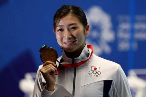 ميدالية ذهبية قياسية سادسة للسباحة اليابانية إيكي