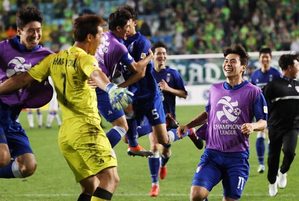 سوون الكوري الجنوبي يكمل عقد فرق نصف نهائي دوري أبطال آسيا