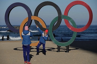 الكوريتان ستجريان محادثات حول إرسال فرقة فنية من الشمال إلى الألعاب الأولمبية