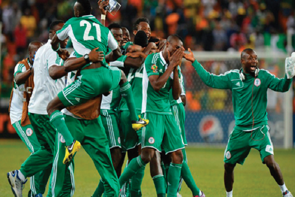 نيجيريا تتخطى ليبيا في بطولة أفريقيا للمحليين