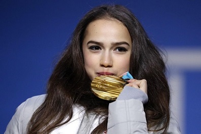 زاجيتوفا تمنح الذهبية الأولى لروسيا تحت العلم الأولمبي وحالة منشطات جديدة