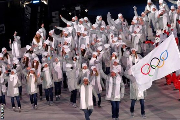 شارك الرياضيون الروس تحت علم اللجنة الأولمبية الدولية