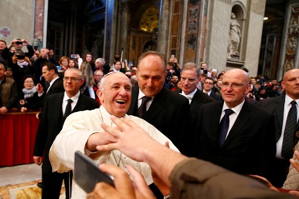 البابا فرنسيس يرحّب بمساهمة الألعاب الأولمبية والبارالمبية في نشر السلام