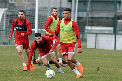منتخب المغرب يبدأ تحضيراته لودية صربيا بتورينو الإيطالية