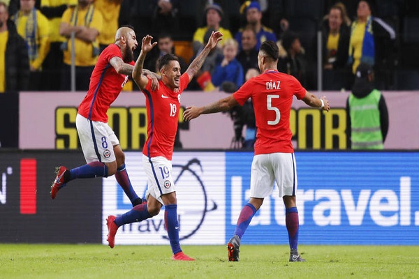 خسارة السويد امام تشيلي في مباراة ودية