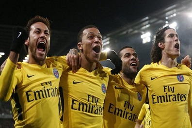 جائزة أفضل لاعب في الدوري الفرنسي بين ثلاثي سان جرمان وتوفان