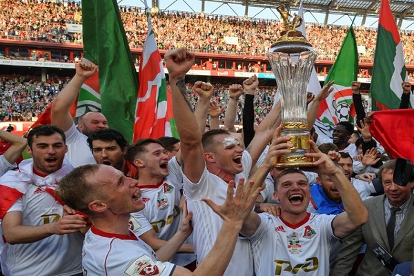 لوكوموتيف موسكو يحرز لقب الدوري الروسي