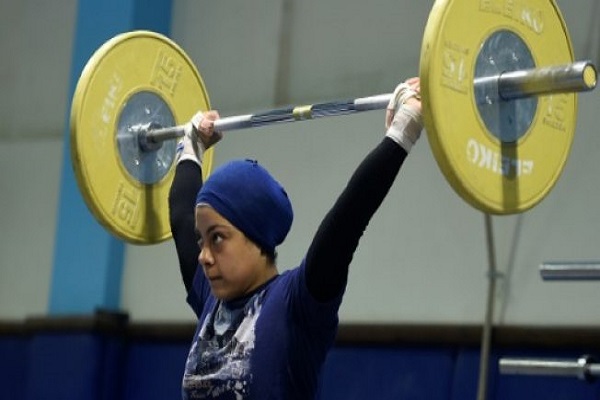 ميدالية سارة سمير الأولمبية تعبد درب المصريات نحو رفع الأثقال