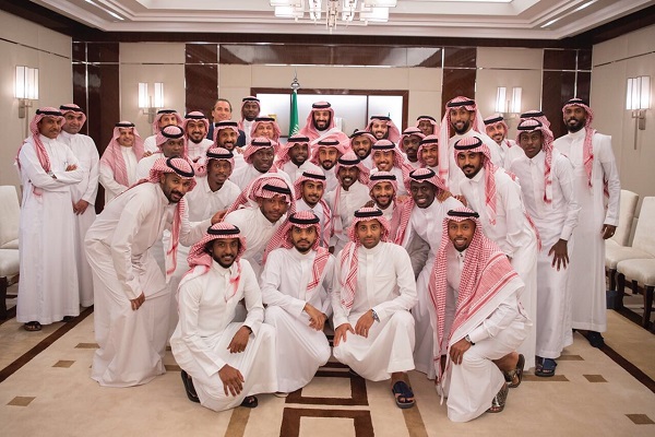 ولي العهد السعودي يستقبل لاعبي الأخضر قبل بدء المونديال