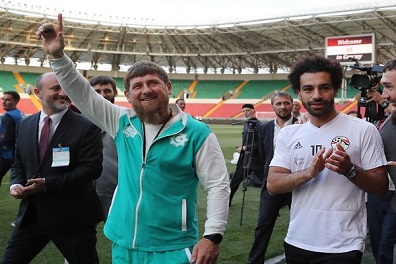 صلاح يغيب عن تمرين مصر الأول ورئيس الشيشان يحضره إلى الملعب