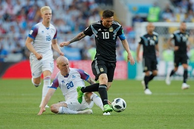 الأرجنتين تسقط في فخ التعادل أمام أيسلندا