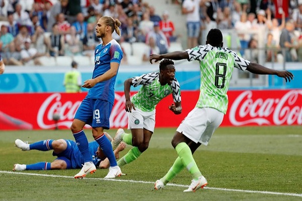 نيجيريا تتخطى أيسلندا وتعزز حظوظها بالتأهل